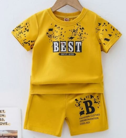 Cotton Blend Half Sleevee Round Neck Gold Color Printed T-Shirt with Short Pant Set for Kids